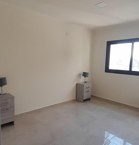 Departamento, Venta 1 Dormitorio En Suite, Pileta, Quincho. Villa Carlos Paz.