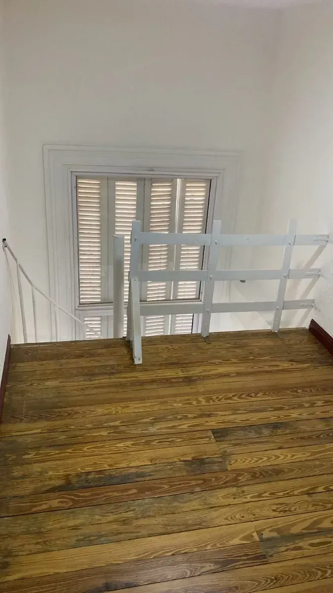 Duplex, A Pasos De Av Libertador, Sin Gastos Comunes · Foto 2