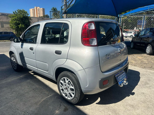 Fiat Uno 1.0 8V (FLEX) 4P
