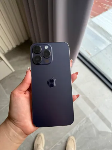 Apple iPhone 14 Pro Max (256 Gb) - Morado Oscuro (Usado)