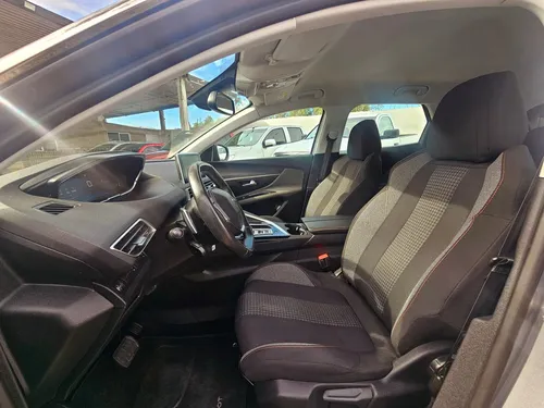Peugeot 3008 1.6 Active At