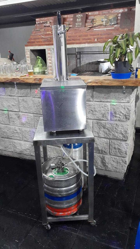 Imagen 4 de 5 de Alquiler Choperas Cerveza