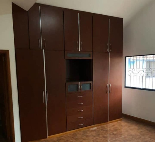 Imagen 7 de 17 de Se Vende Th Barrio Sucre. Maracay 04244029974
