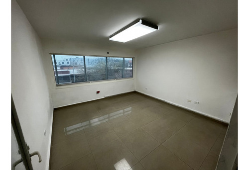 Edificio De 3 Plantas En Venta A 2 Cuadras De Cintermex