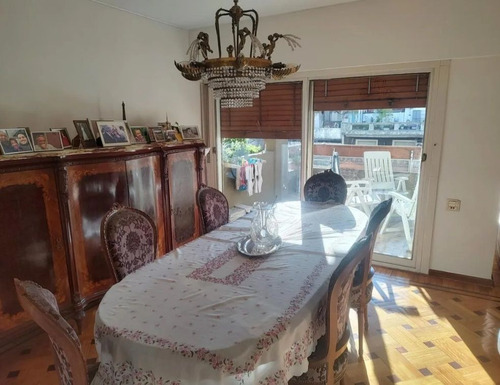 Av Martín García 500 Barracas 4amb U$280.000