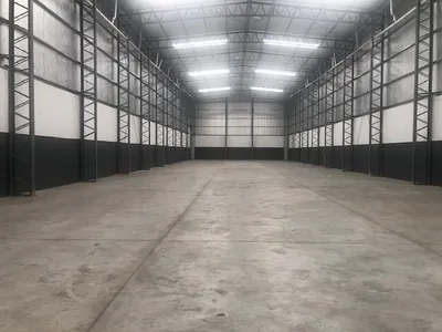 Depósito y galpón en alquiler