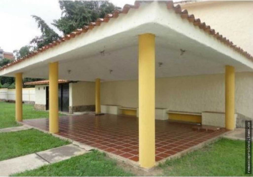 Imagen 3 de 8 de En Venta Town House En El Sector El Rincón Naguanagua