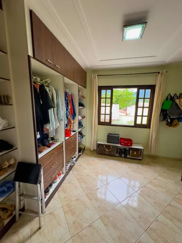 Casa Moderna Com 4 Suítes E Painel Solar Em Vargem Grande
