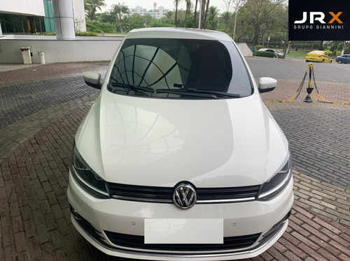Imagem 2 de 15 de Vw Fox 2017 1.6 Highline Automático Top De Linha
