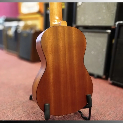 Leonard Gll31eqn Guitalele Natural Mate Con Ecualizador Eq