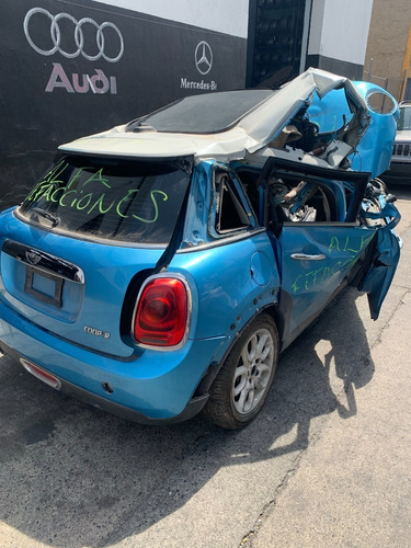 Imagen 4 de 11 de Mini Cooper 3 Cil Turbo 4 Puertas 2016. Solo Por Partes Desa