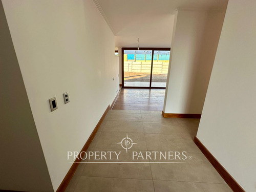 Casa Mediterránea En Condominio Recién Entregada A...
