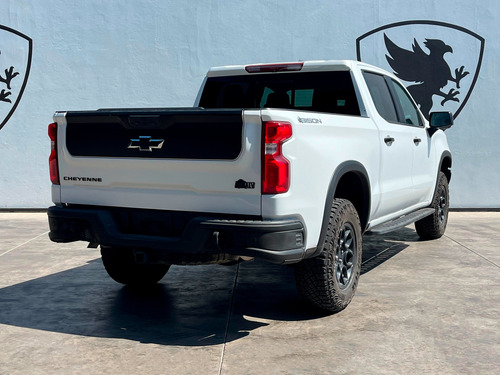 Chevrolet Cheyenne 6.2 Doble Cab Zr2 4X4 At
