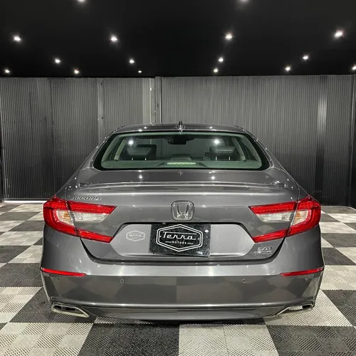 Honda Accord 2.0 Touring At