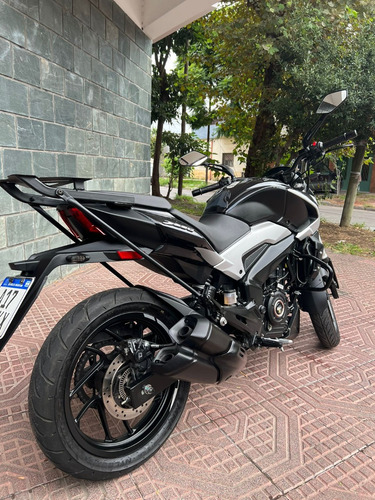 Imagen 9 de 15 de Bajaj Dominar