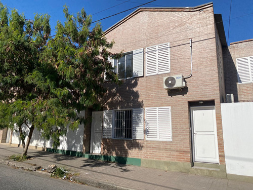 Venta Dúplex 3 Dormitorios B° San Martín