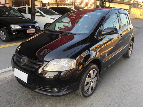 Imagem 1 de 15 de Volkswagen Fox 2008 1.6 Route Total Flex 5p