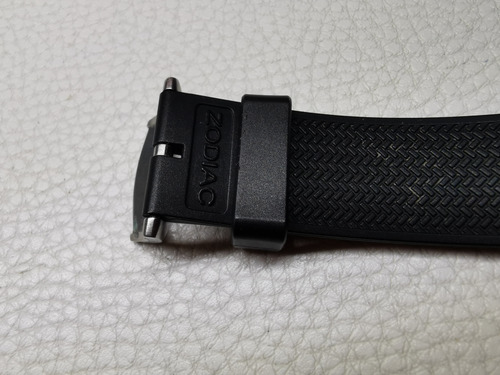 Reloj Zodiac Speed Dragon Alarma Y Cronómetro Negro Negro Plateado