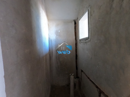 Imagem 9 de 30 de Ótimos Sobrados Com 3 Quartos No Bairro Cajuru, São 3 Unidades Sendo Uma De Esquina, Com Acessos Individuais No Conjunto Mercúrio, Oportunidade! - Ca01772 - 70281697