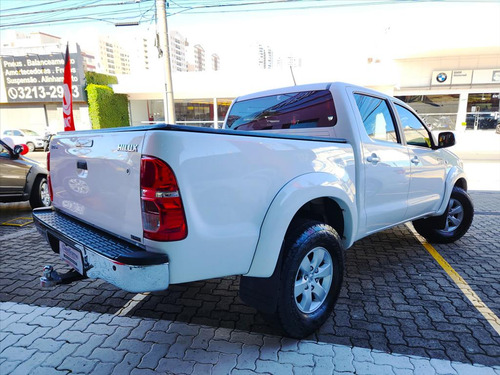 Toyota Hilux 2.7 SR 4X2 CD 16V FLEX 4P AUTOMÁTICO