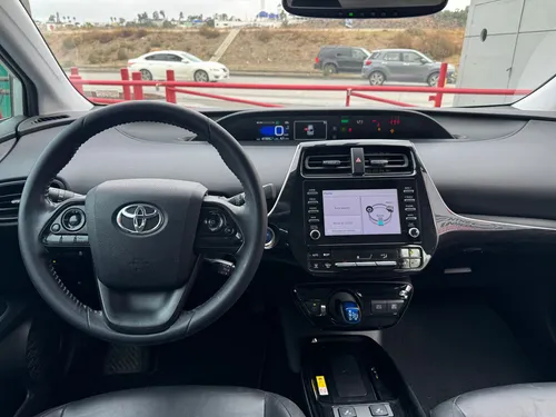 Toyota Prius 1.8 Premium Cvt