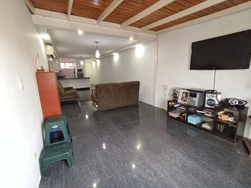 Imagen 4 de 9 de Apartamento En Alto Grande Pb - Remodelado