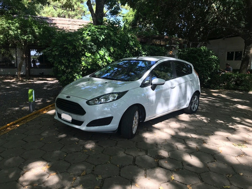 Ford Fiesta S Plus 2015