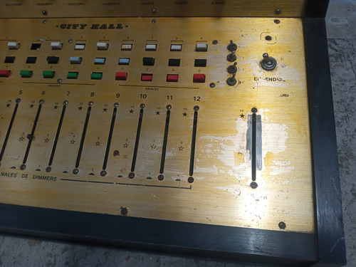 Consola De Luces De La Famosa Disco City Hall De Caba (Usado)