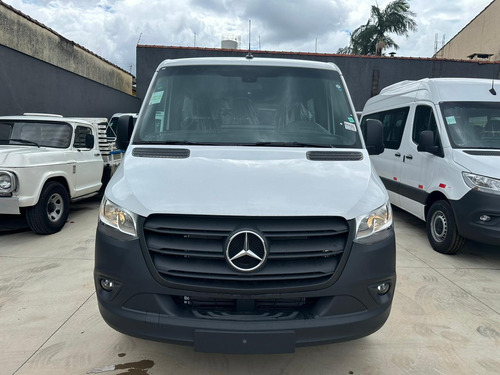Sprinter Van 417 Teto Baixo 16 Lugares