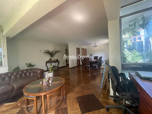 Departamento En Venta De 3 Dorm. 2 Baños En Las Condes