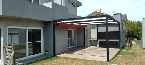 Imagen 7 de 19 de Hermosa Casa Con Gran Terreno En Barrio Privado Carmel