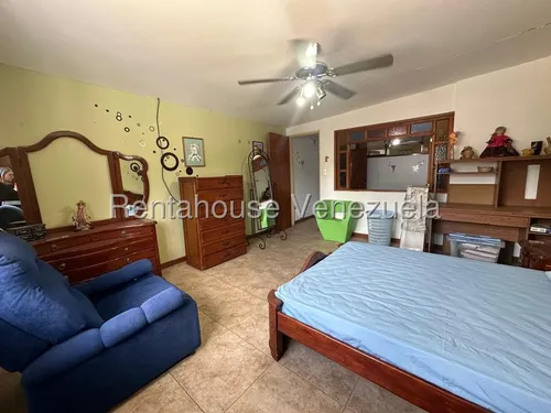 Casa En Venta Montalbán I