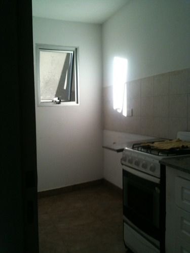 Imagen 4 de 14 de Departamento En El Centro De La Ciudad Excelente Ubicacion