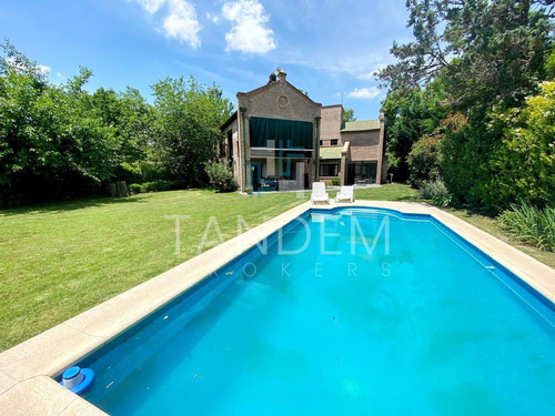 Imagen 7 de 21 de Excelente Casa Con Gran Parque Y Pileta A Mts De La Panamericana Km 38.5