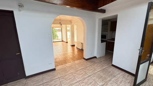 Arriendo Casa Primer Piso Los Maitenes 496, La Reina