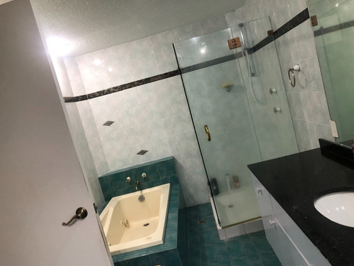Imagen 8 de 22 de Casa En Venta Condado De Sayavedra