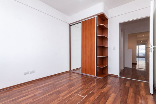 Piso Exclusivo De 4 Amb -en El Centro De Lanusita