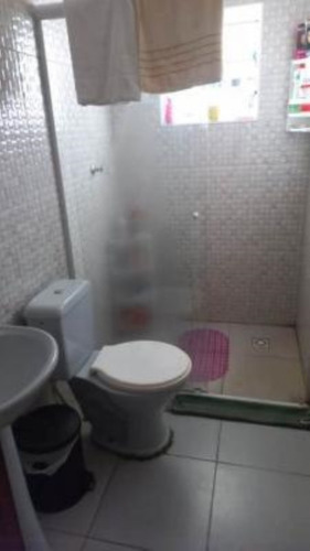 Imagem 7 de 11 de Casa No Bairro Jardim Umuarama, Em Itanhaém, Litoral Sul De São Paulo, Localizada No Lado Serra À 500 Metros Da Rodovia. Possui Vaga Para 02 Automóveis.