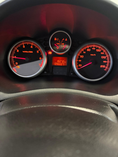 Peugeot 207 1.4 Sedan Xr