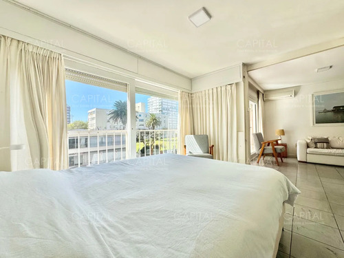 Apartamento De 1 Dormitorio En Venta Edificio Kennedy