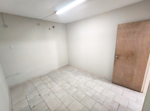 Venta De Locales En Cabudare La Mata Y Tarabana Lara ( Excelente Ubicacion, Tanque De Agua ) Rja