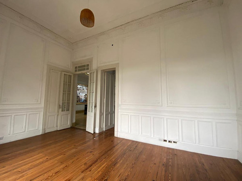 Petit Hotel En Palermo Viejo En Venta - Palacio Estilo Francés, Propiedad Única