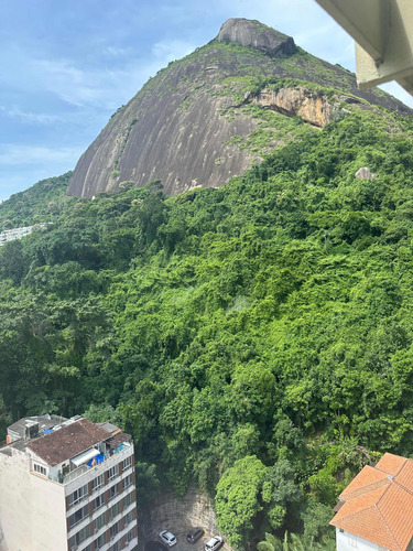 Vista Deslumbrante Pra Toda A Lagoa