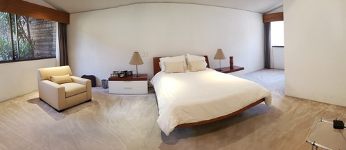 En Exclusiva!! Excelente Casa A La Venta De Un Solo Nivel !