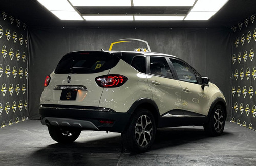Renault Captur 2.0 Iconic At
