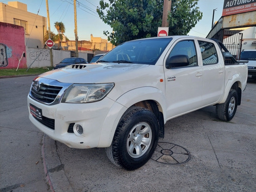 Imagen 1 de 10 de Toyota Hilux 2014 3.0 Cd Sr 171cv 4x2 - B3