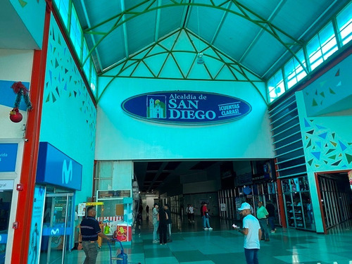 Sky Group Elite Vende Local Estratégico En Gran Bazar San Diego.