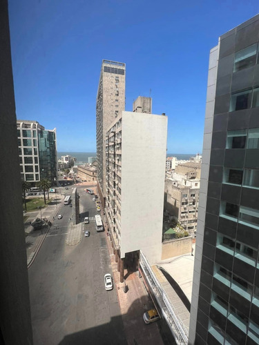 Imagen 2 de 14 de Venta Oficina Centro Torre X 3 Ambientes 2 Baños Terraza