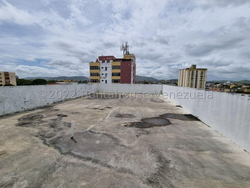 Casa En Alquiler En Tarabana Plaza Cabudare 2-4-8-4-0 Mp/