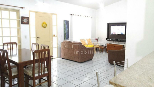 Imagem 13 de 15 de Casa Perto Da Praia Em Governador Celso Ramos - 4270